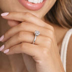 1.01 ct. emerald Quinn Solitaire Ring in 10kt rose gold model image