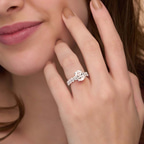 2.91 ct. emerald Celeste Side Oval Ring in platinum model image