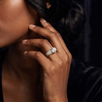 2.99 ct. oval Titania Luxe Ring in 18kt rose gold model image two