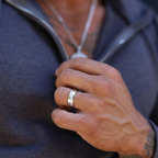 Platinum Classic Contrast Men's Band model