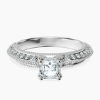 18kt White Gold Dua Side Stone Knife Edge Lab Diamond Ring front image