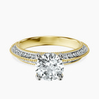 18kt Yellow Gold Dua Side Stone Knife Edge Lab Diamond Ring front image