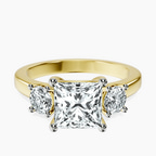 10kt Yellow Gold Evelina Round Three Stone Lab Diamond Ring front image