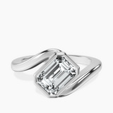 18kt Yellow Gold Ava Crest Lab Diamond Ring front image