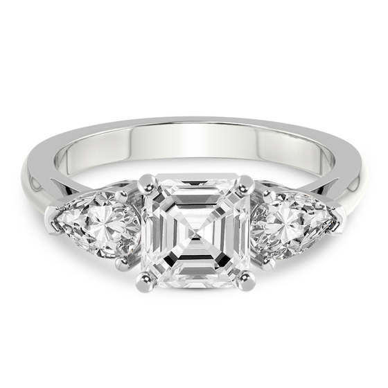 Winnie Harlow Three stone Side Pear Lab Diamond Ring front view