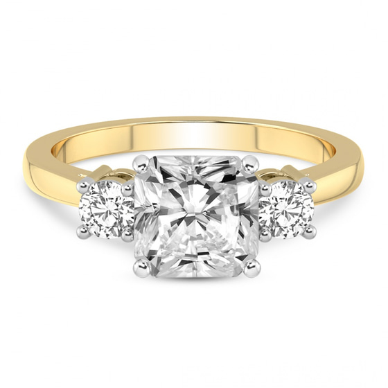 Meghan Markle Three stone Lab Diamond Ring front view