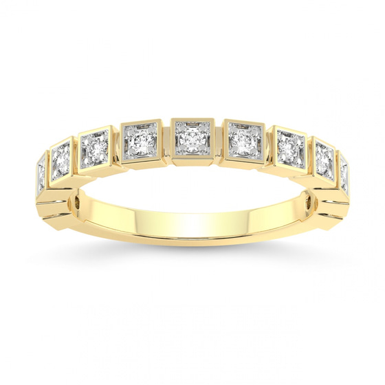 Jules Wedding Band front view