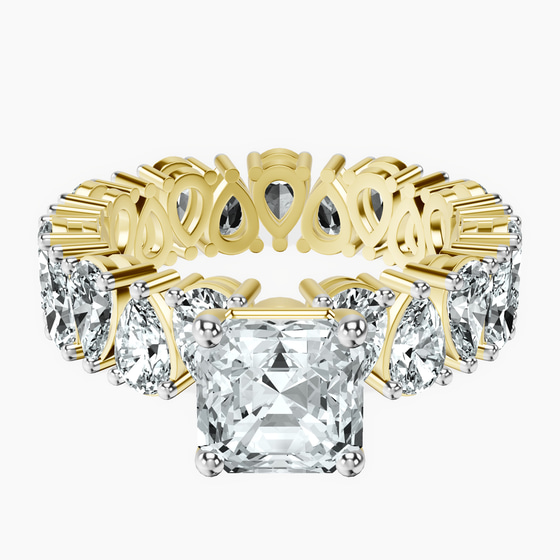 Cordelia Side Pear Lab Diamond Ring front view