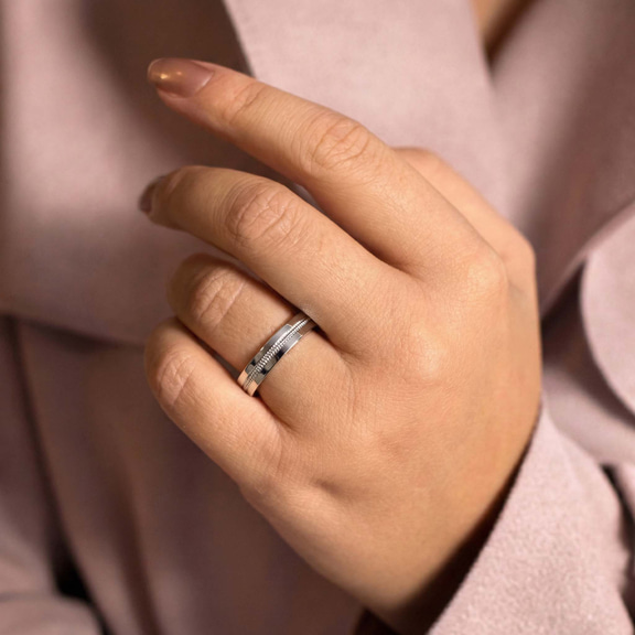 10kt Rose Gold Irreplaceable Love Couple Rings her model