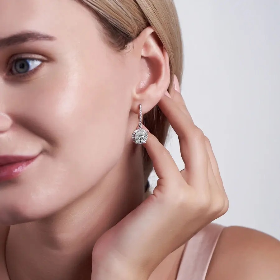 The Allure of Diamond Drop Earrings