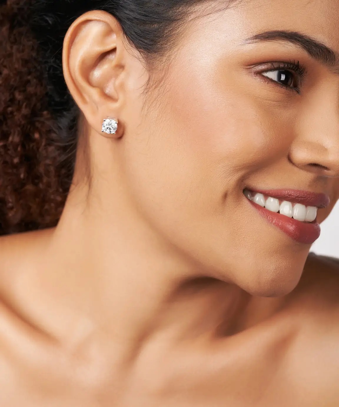 single pearl hook earring with lock type