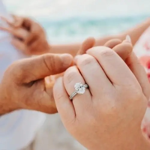 Engagement Rings Vs Wedding Rings - How Are They Different?