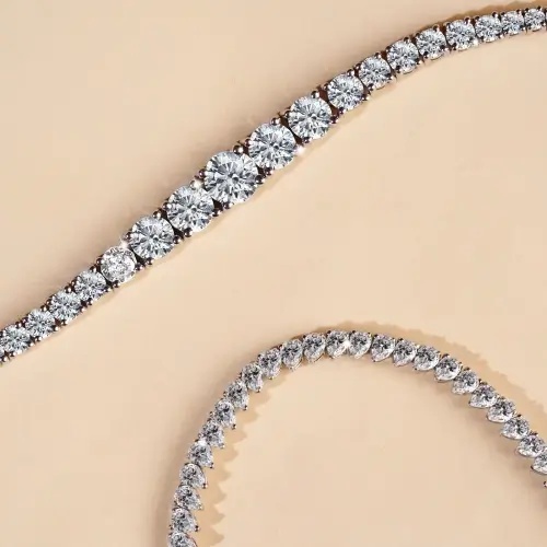 Style Guide for the Sizzling Sensation of White Gold Tennis Bracelets in 2024