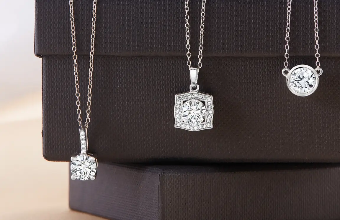 Gift Guide: Diamond Jewelry for Your Wife | Clean Origin