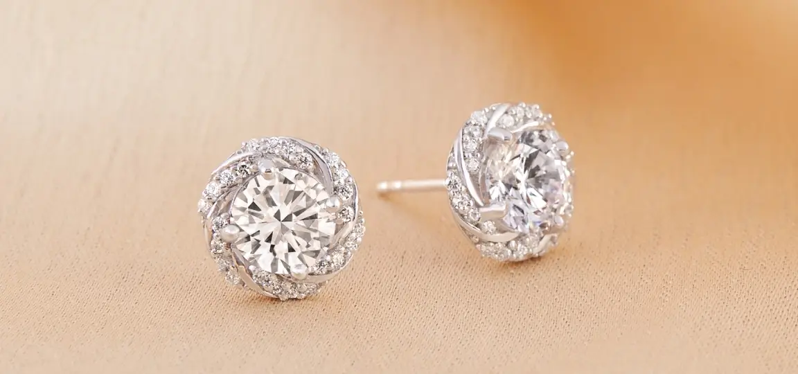 luxe lab diamond stud earrings
