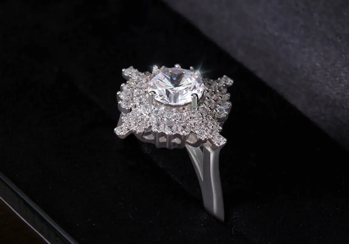 Diamond cocktail ring