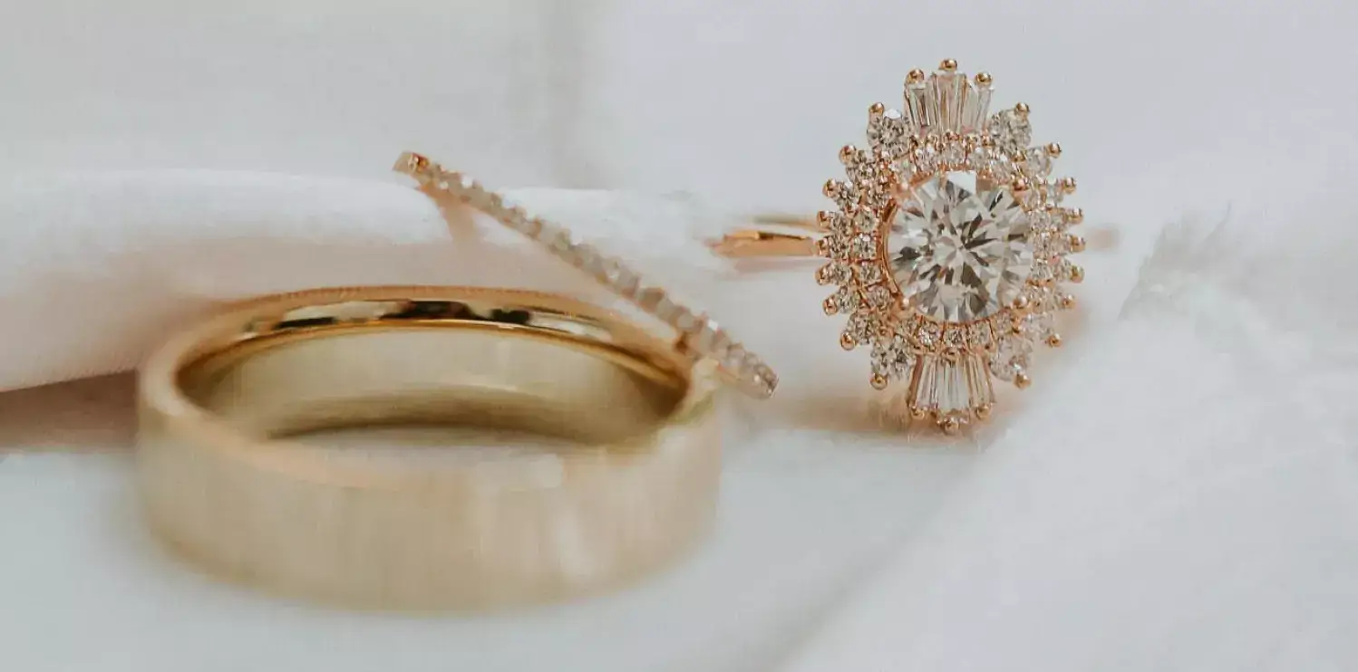 flower-engagement-ring