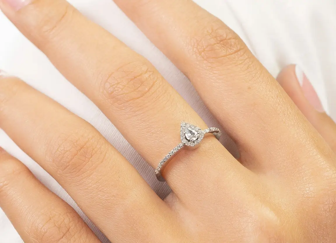 Copper-Plated Platinum Imitation Diamond Ring For Women Fashion